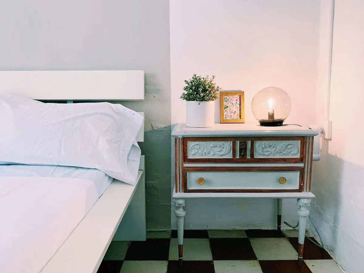 Maria Magdalena - Room 9 Malaga Homestay